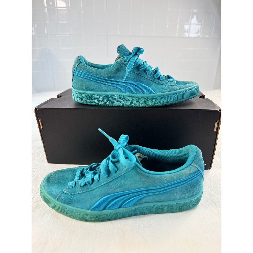 Puma Suede Classic Monochromatic Turquoise Sneakers 362951‎ 08 Womens 7.5 US